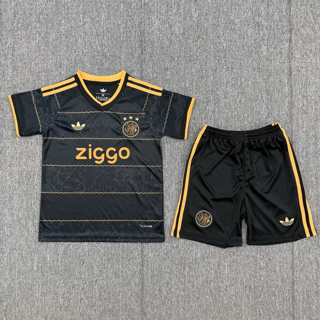 Kit Enfant Ajax Extérieur 2026-2027