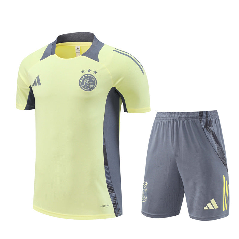 Kit Training Ajax 2024-2025