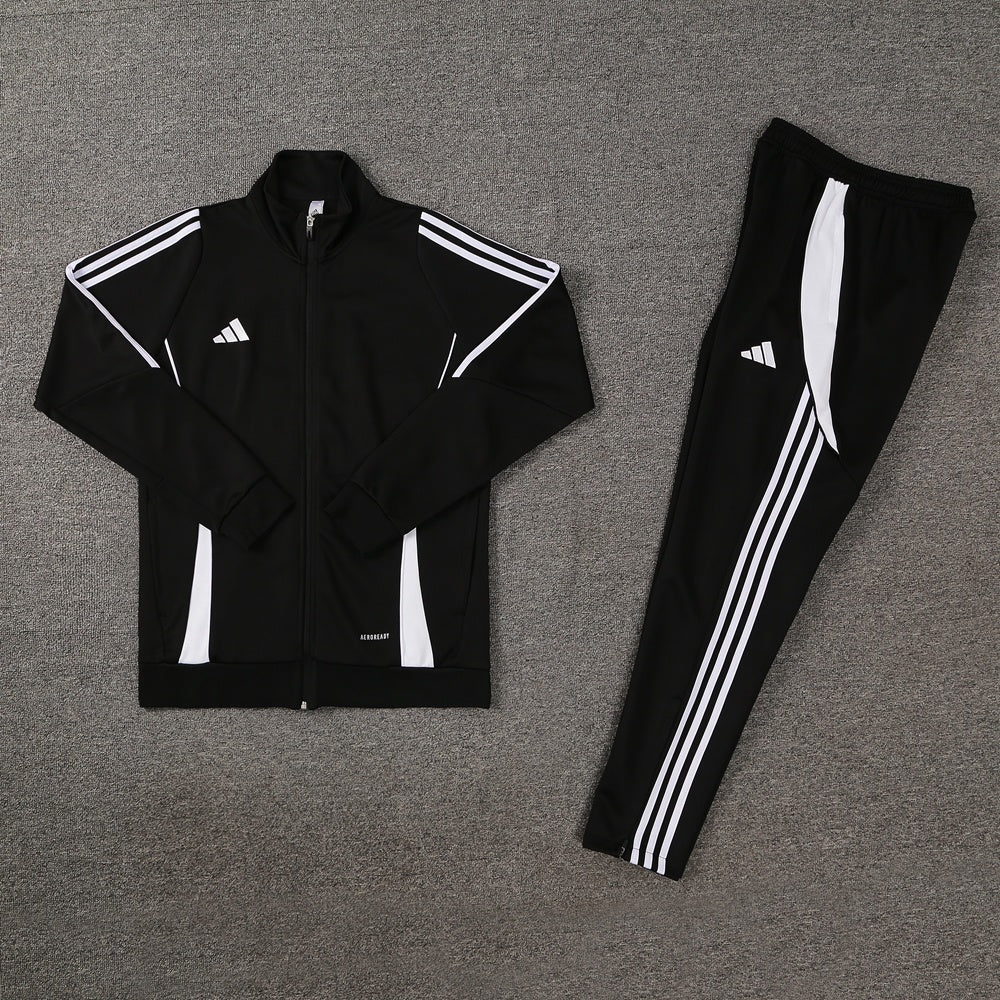 Kit Tracksuit AD 21