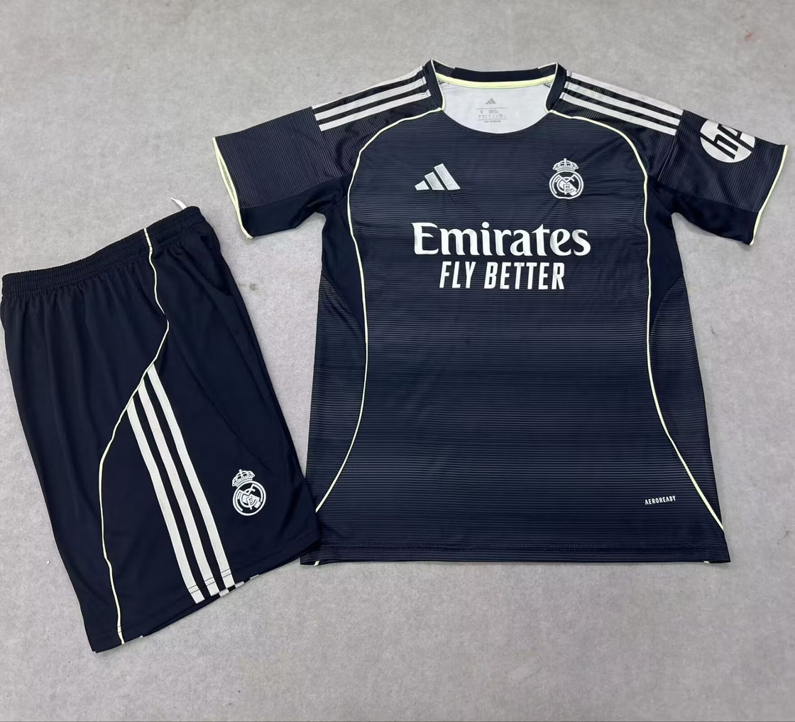 Kit Training Real Madrid 2025-2026