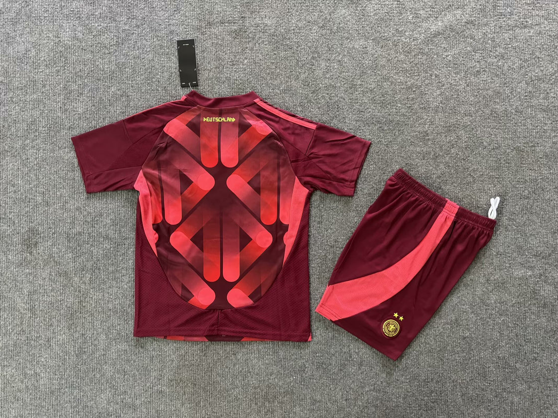 Kit Enfant Allemagne Extérieur Féminin 2025-2026