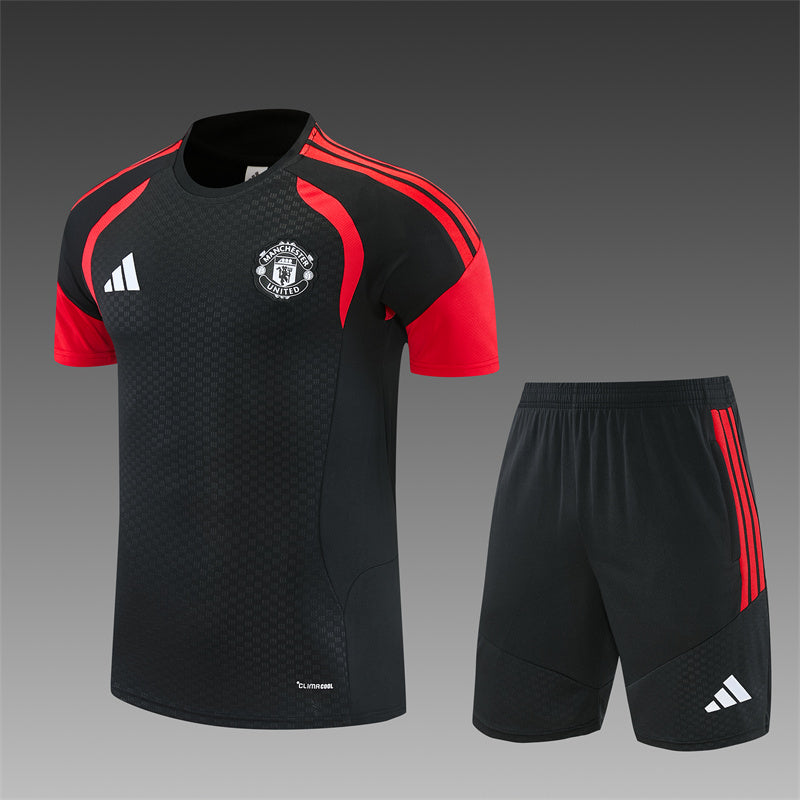 Kit Training Manchester United 2026-2027