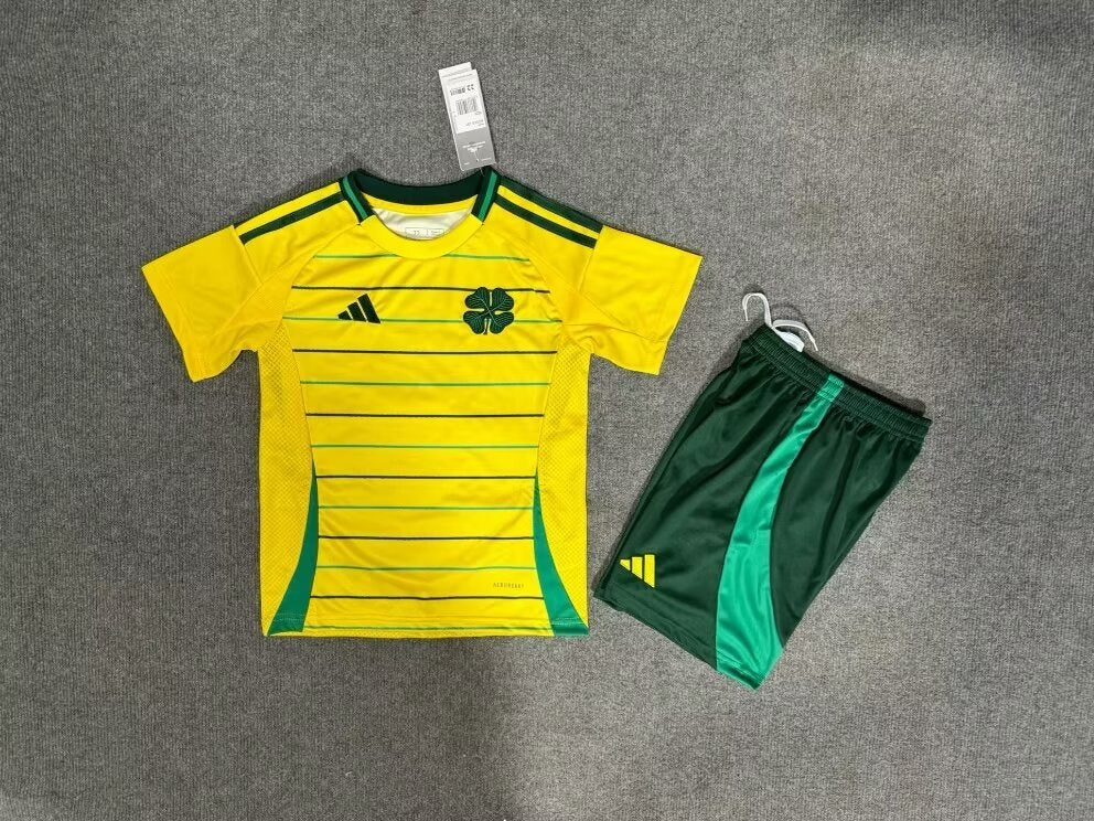 Kit Enfant Celtic Extérieur 2024-2025