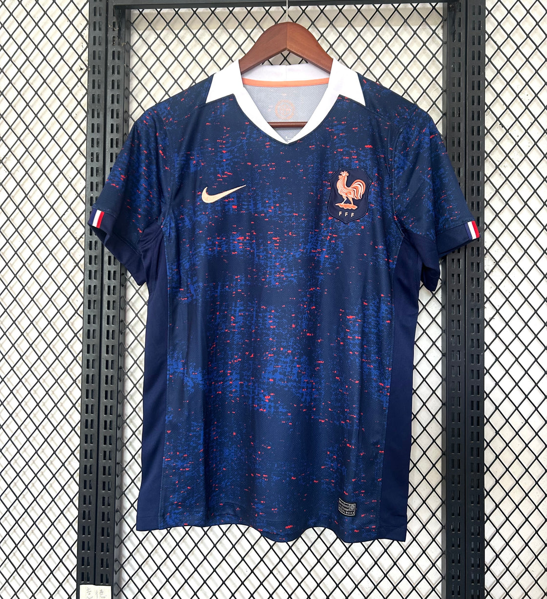 Maillot France Femme Domicile 2025-2026