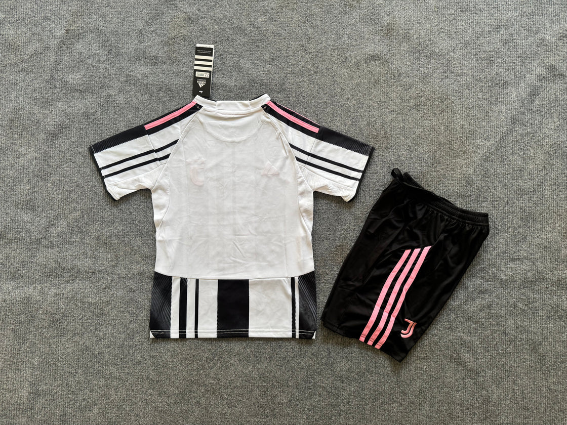 Kit Enfant Juventus Performance Domicile 2025-2026
