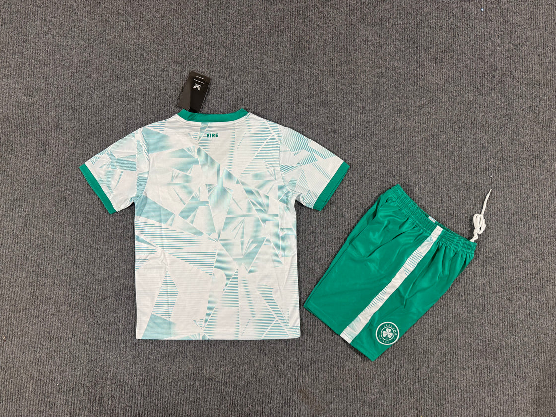 Kit Enfant Irlande Extérieur 2025-2026