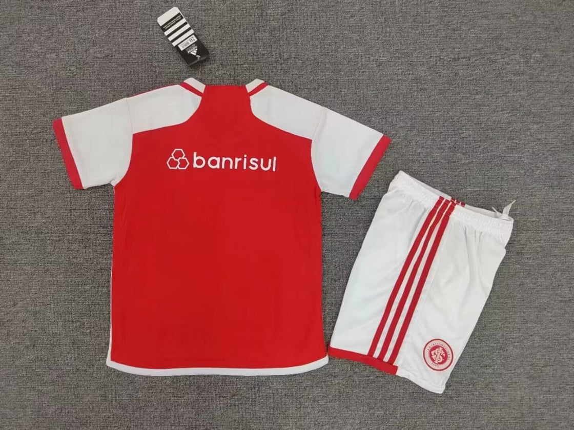 Kit Enfant Internacional Domicile 2024-2025