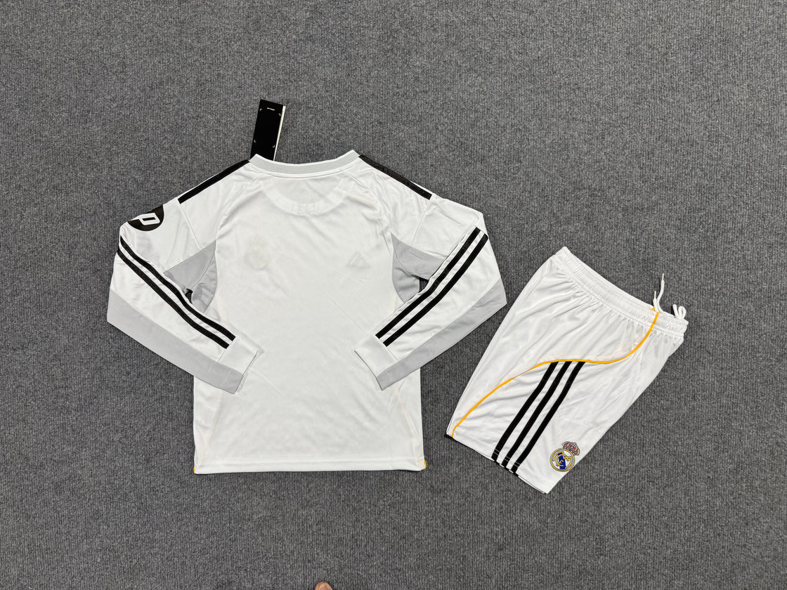 Kit Enfant Real Madrid Domicile Manches Longues 2025-2026