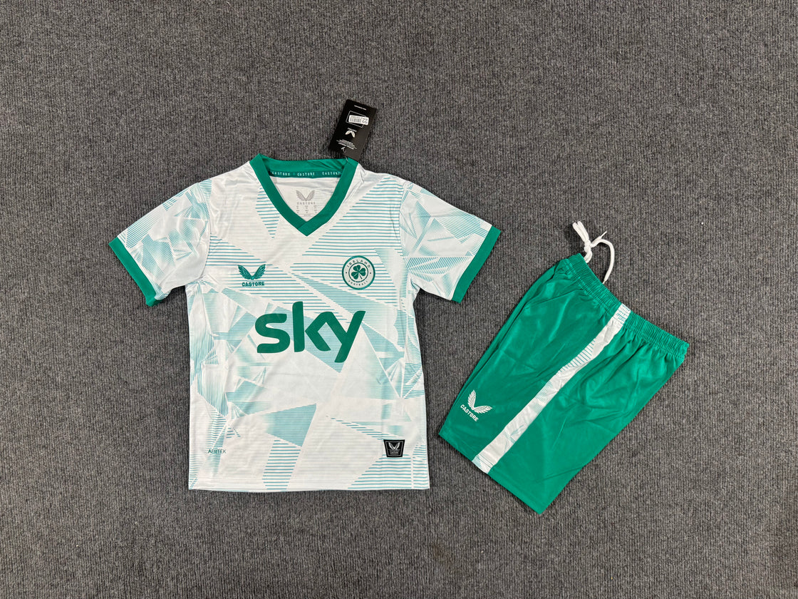 Kit Enfant Irlande Extérieur 2025-2026