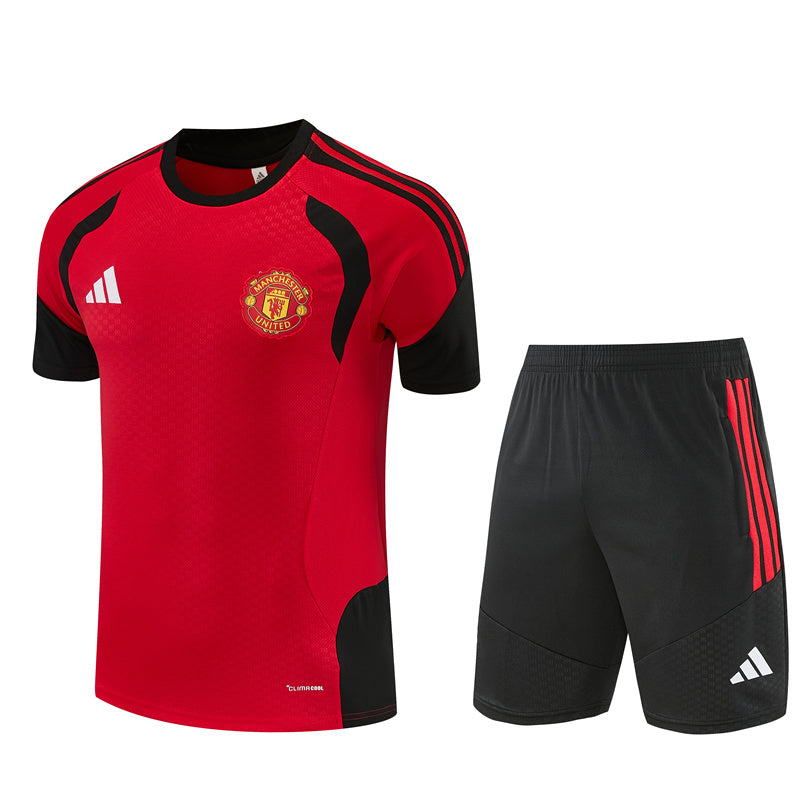 Kit Training Manchester United 2026-2027