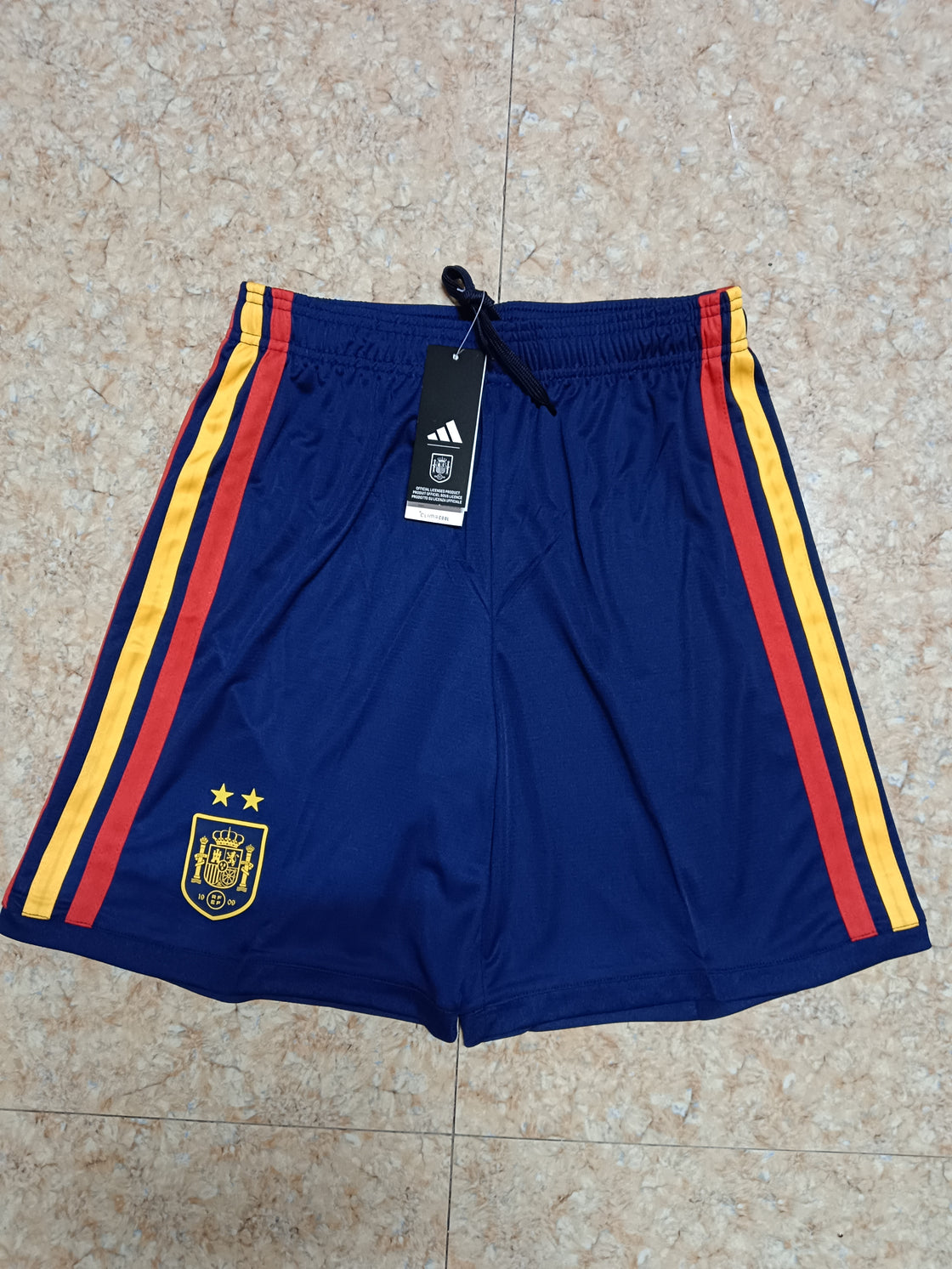 Short Spain Domicile 2026-2027
