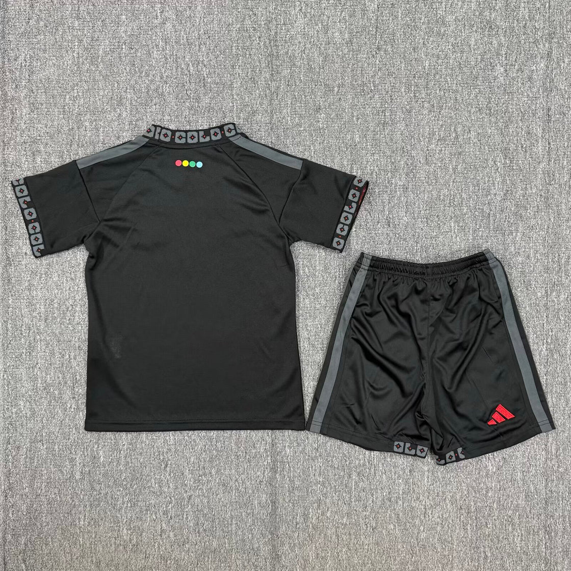 Kit Enfant Colo-Colo Extérieur 2025-2026