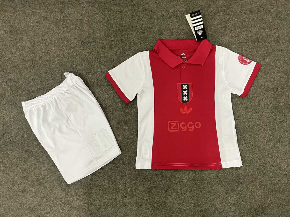 Kit Enfant Ajax Édition Spéciale 2025-2026
