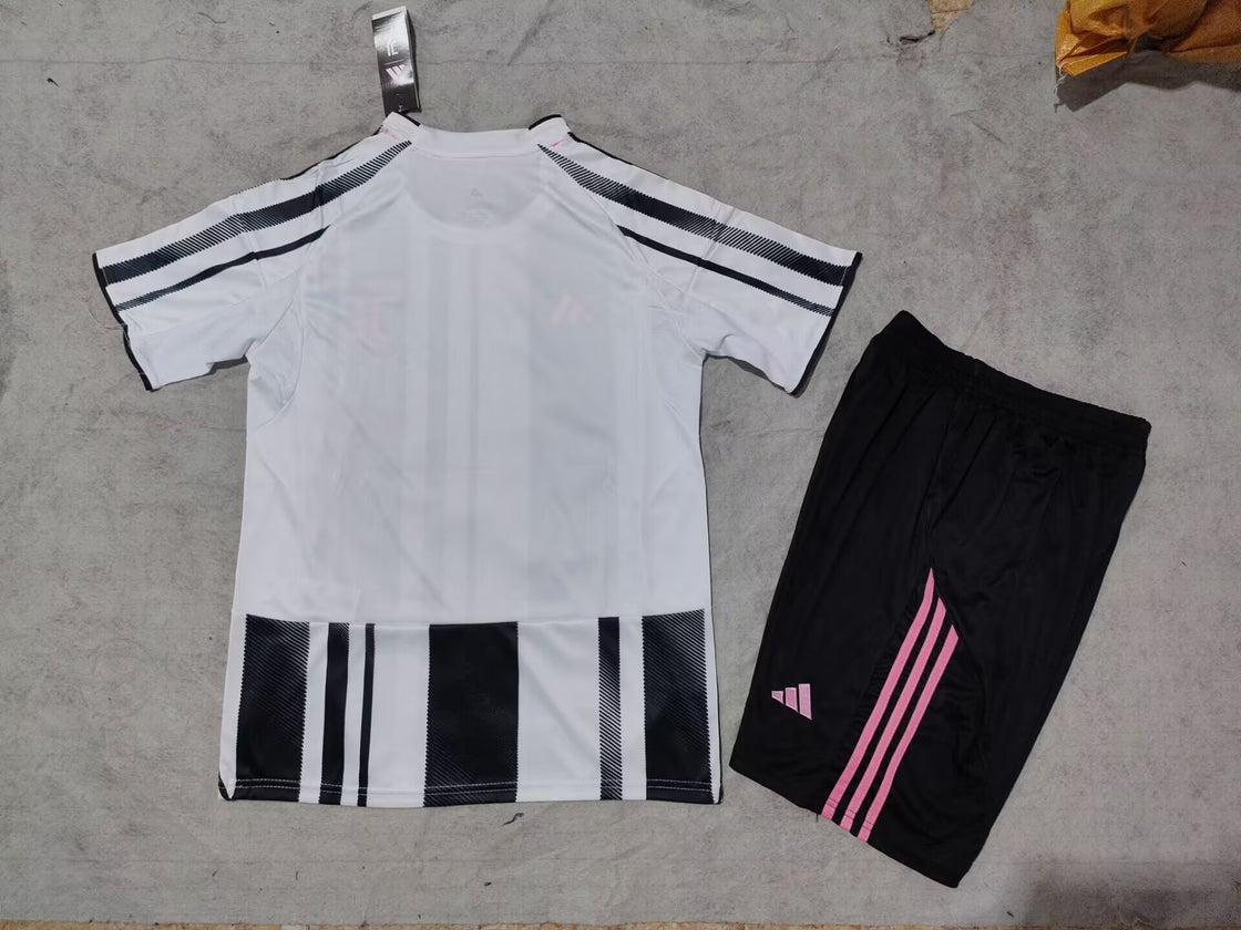 Kit Training Juventus 2025-2026