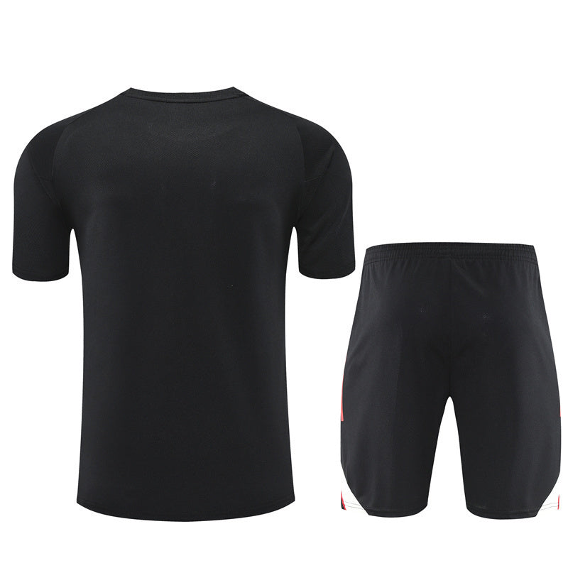 Kit Training Liverpool 2025-2026