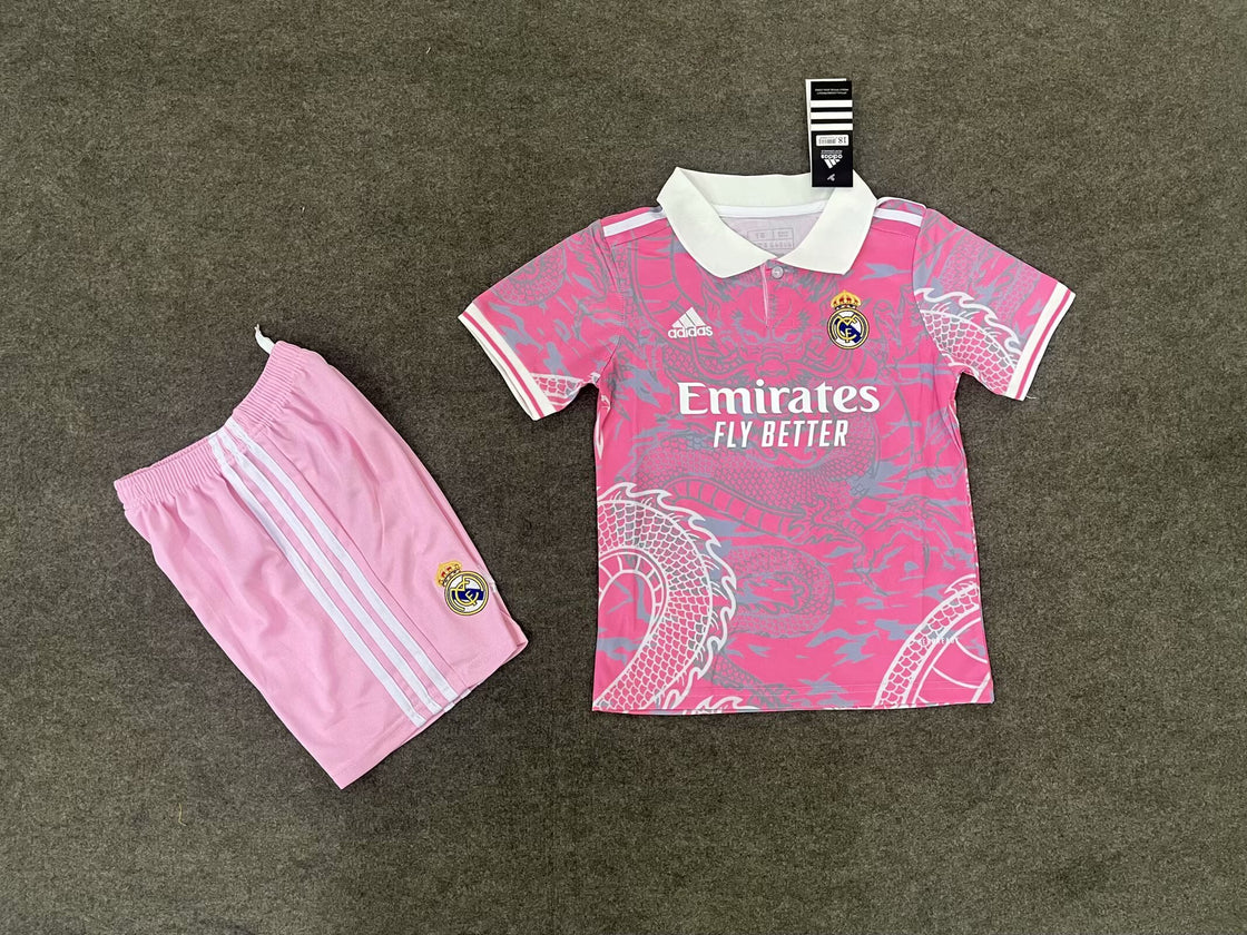 Kit Enfant Real Madrid Édition Spéciale Dragon 2025-2026
