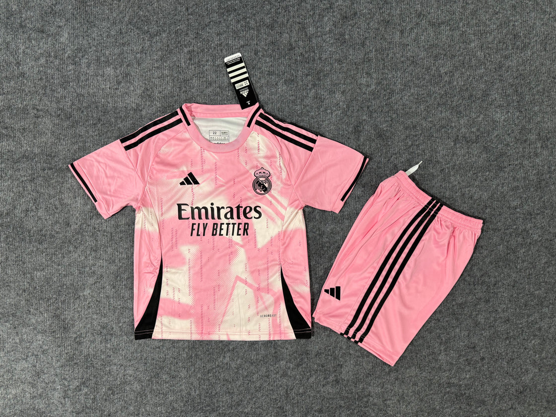 Kit Enfant Real Madrid Édition Spéciale Rose 2025-2026
