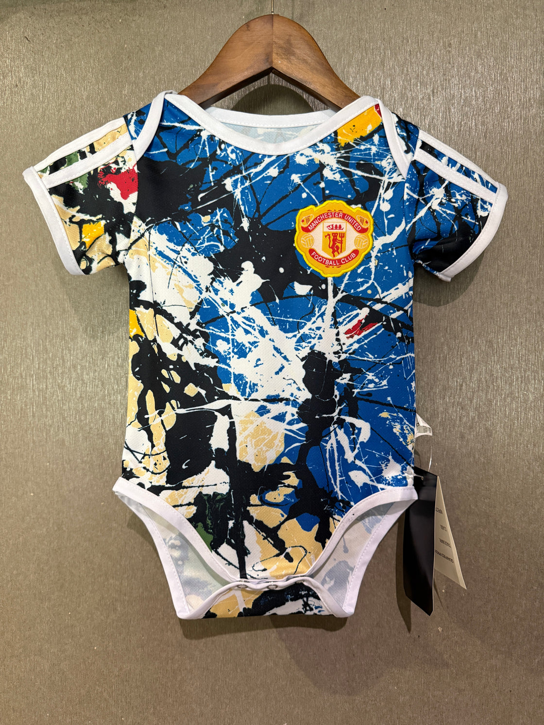 Kit Enfant Manchester United Stone 2025-2026