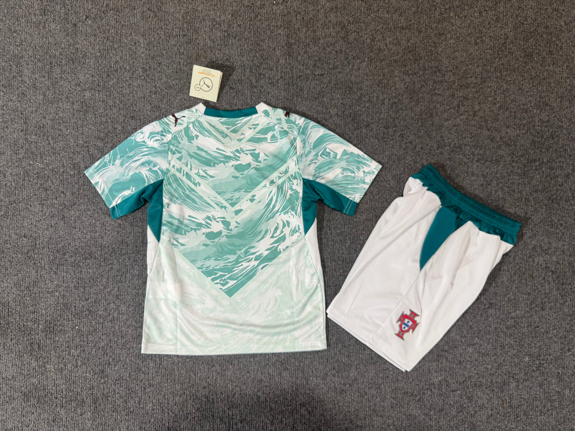 Kit Enfant Portugal Extérieur 2025-2026