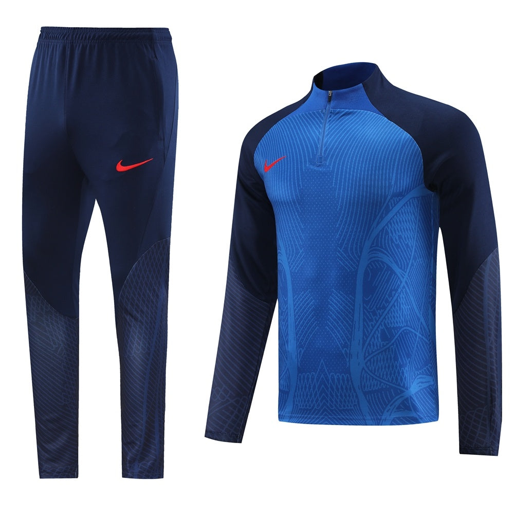 Kit Tracksuit NK 22