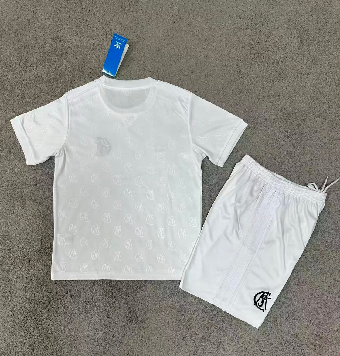 Kit Enfant Real Madrid 125e Anniversaire 2026-2027