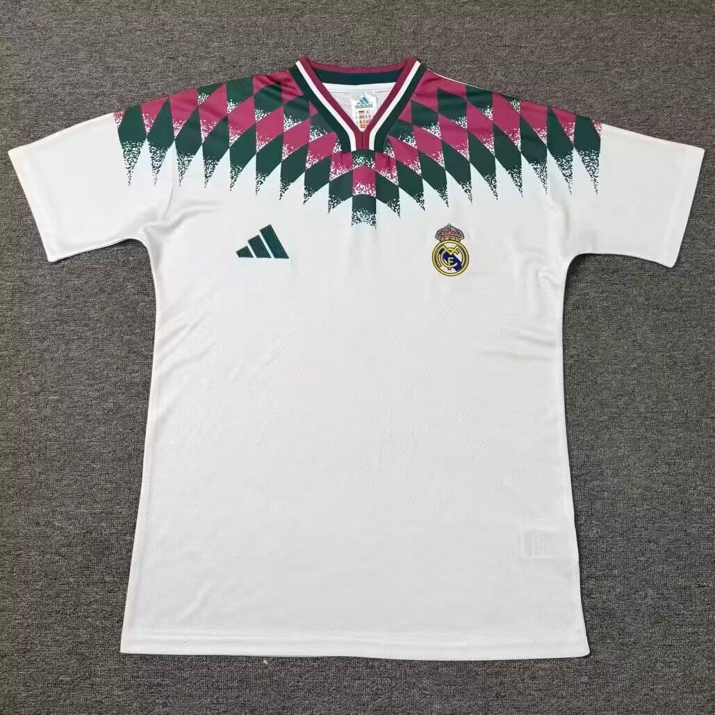 Maillot Rétro Real Madrid 2026-2027