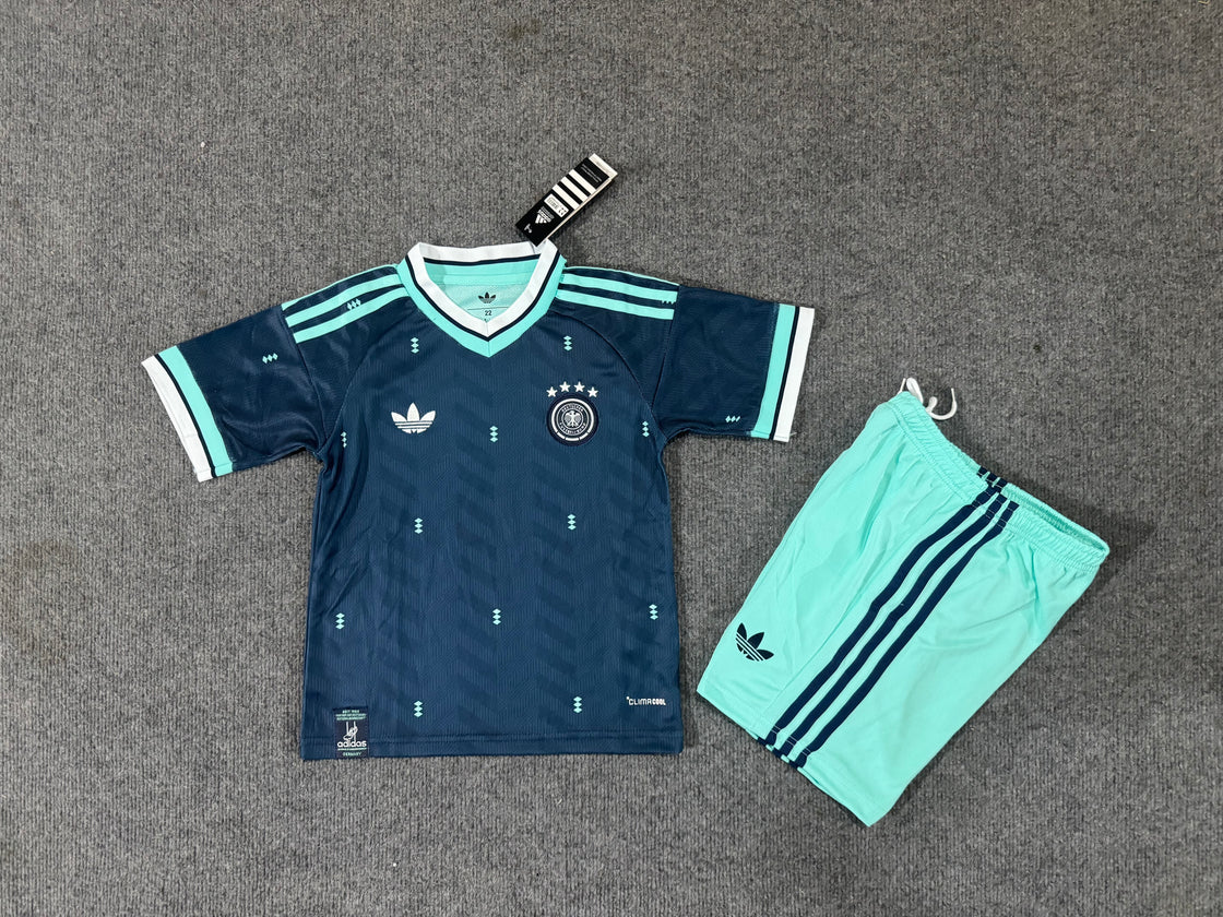Kit Enfant Allemagne Extérieur 2025-2026