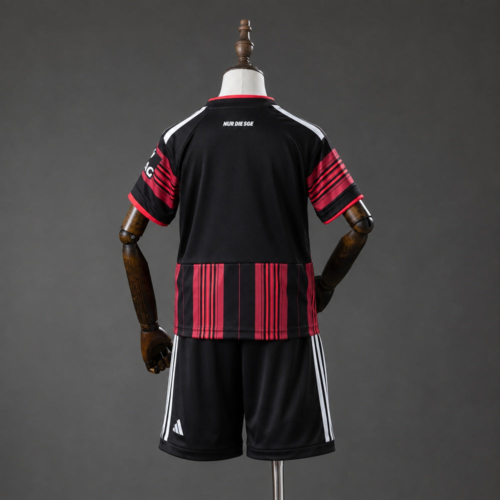 Kit Enfant Eintracht Frankfurt Domicile 2026-2027