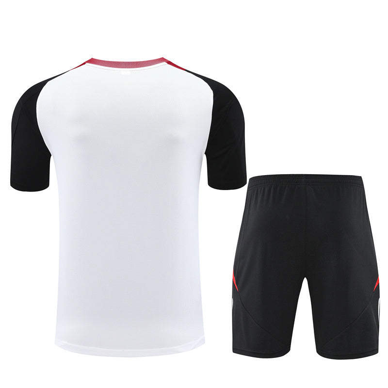Kit Training Manchester United 2024-2025
