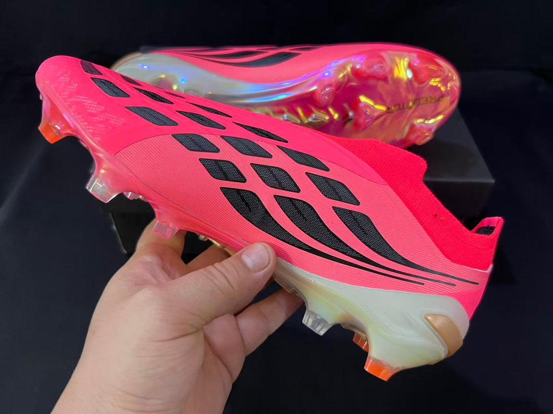 Predator Elite Laceless FG