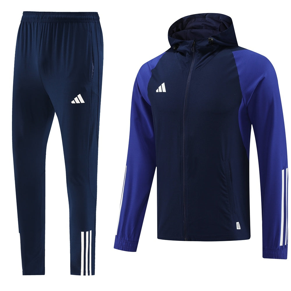 Kit Tracksuit AD 21