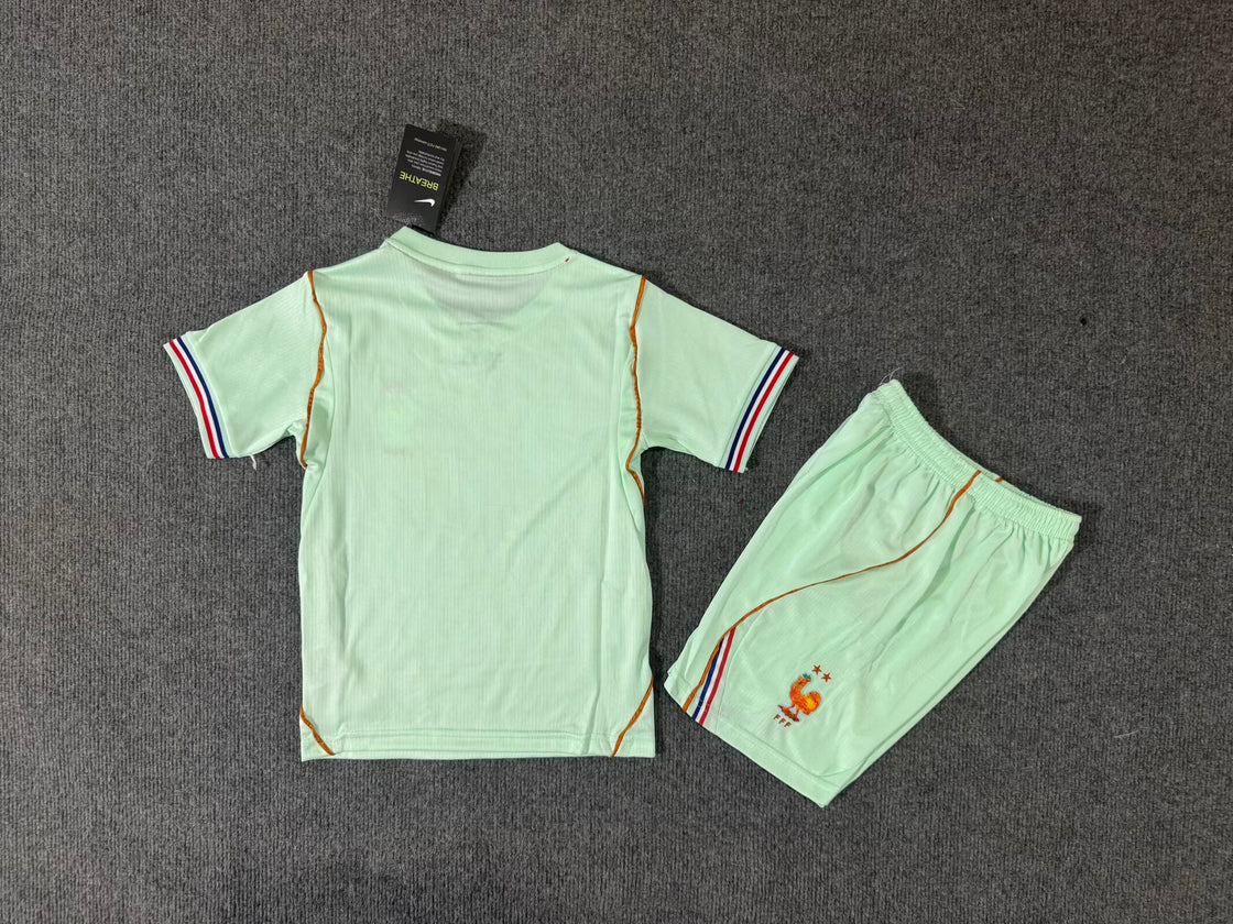 Kit Enfant France Extérieur 2025-2026