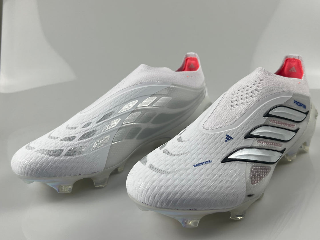 Predator Elite Laceless FG