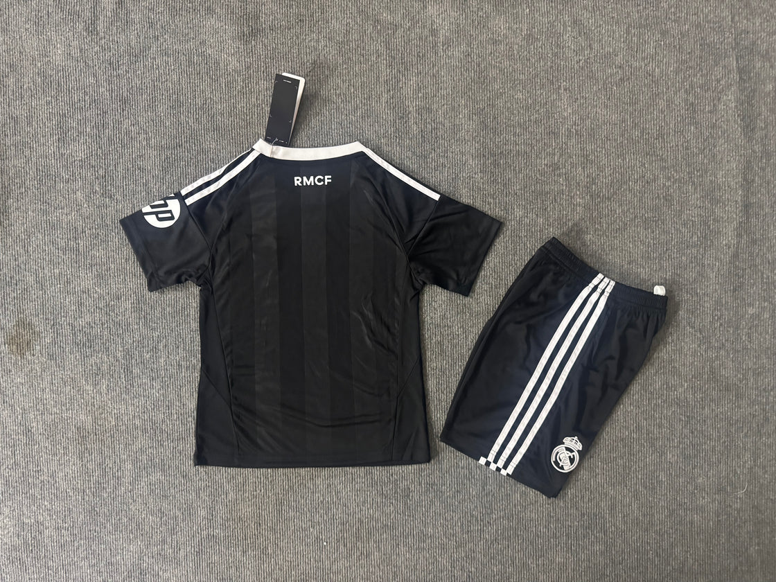 Kit Enfant Real Madrid Gardien 2025-2026