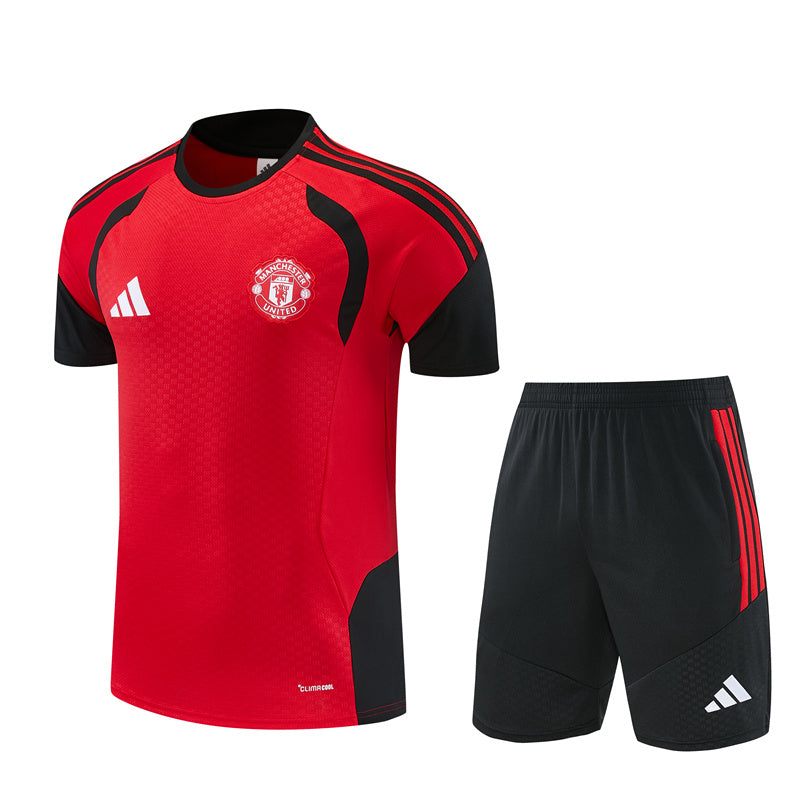 Kit Training Manchester United 2026-2027
