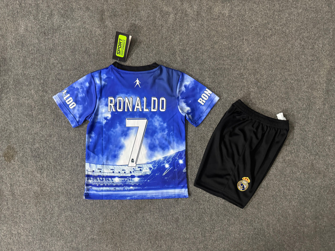 Kit Enfant Real Madrid Siuuu Édition Spéciale 2025-2026