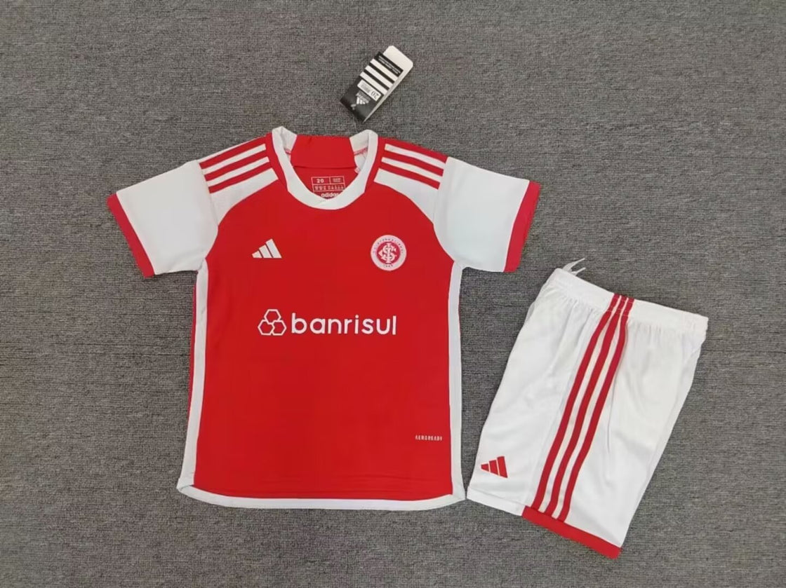 Kit Enfant Internacional Domicile 2024-2025