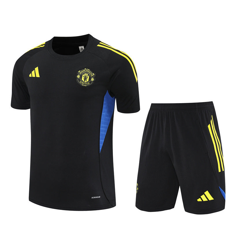 Kit Training Manchester United 2025-2026