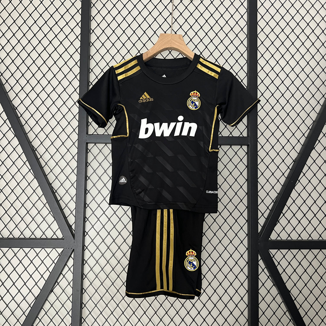 Kit Enfant Real Madrid Extérieur 2011-2012