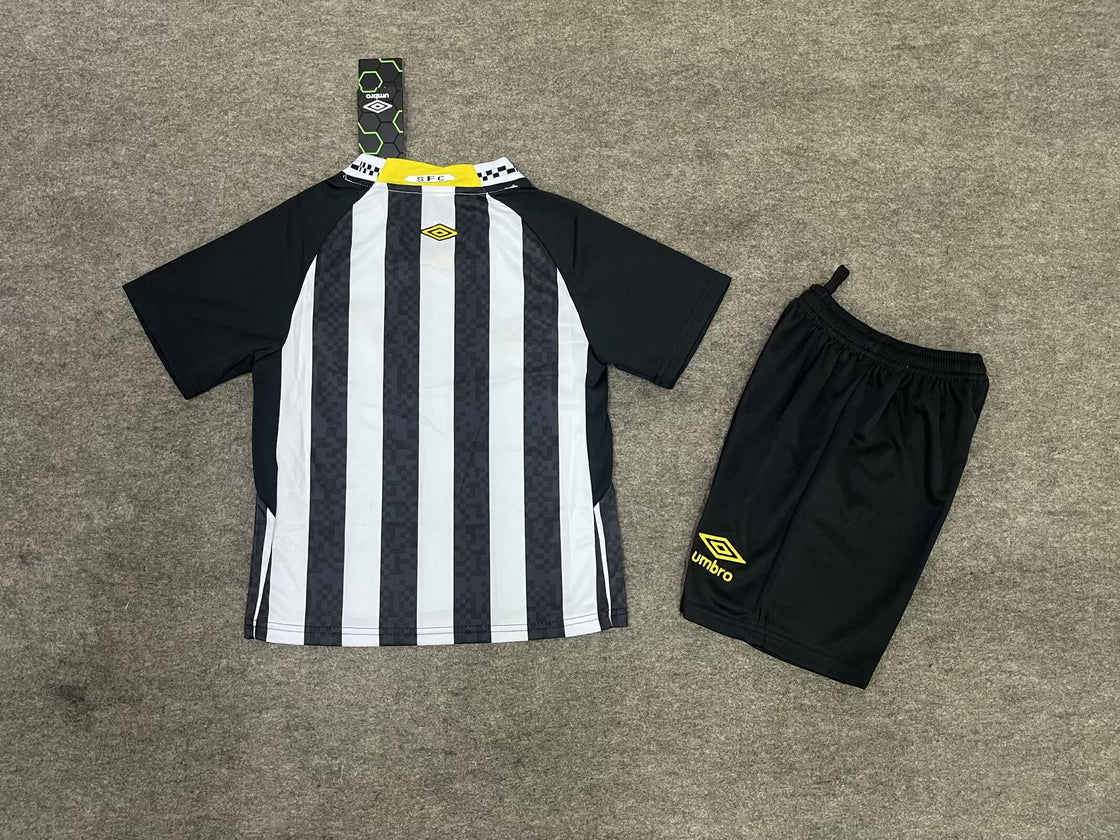 Kit Enfant Santos Extérieur 2025-2026