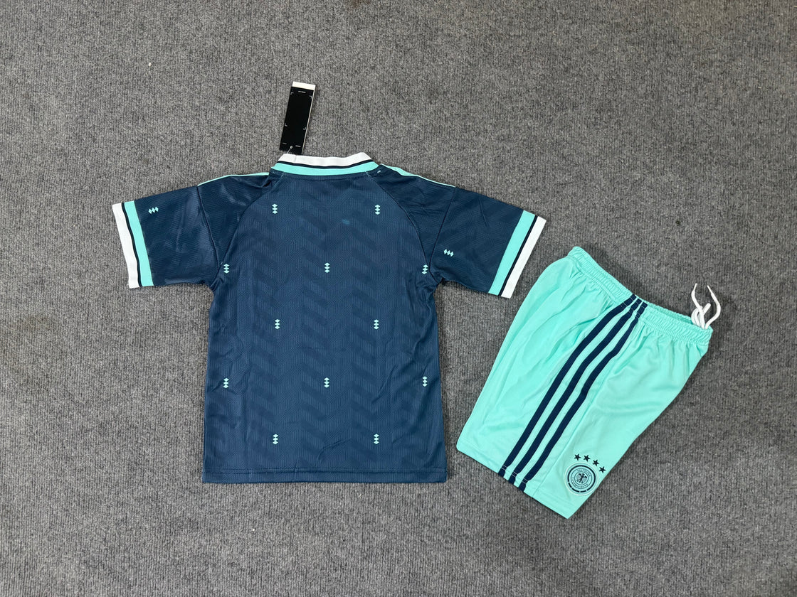 Kit Enfant Allemagne Extérieur 2025-2026